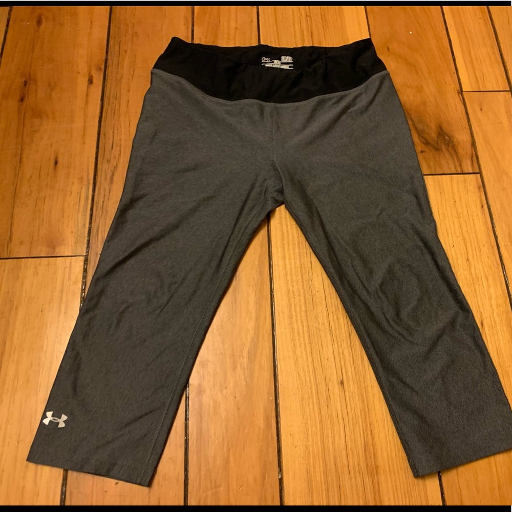 Under Armour Heat Gear Cropped Leggings Gray Size Small